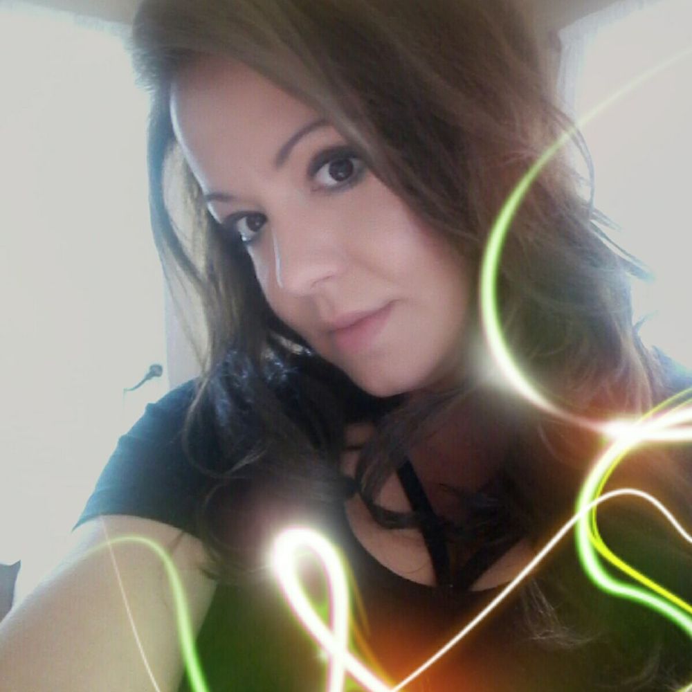 Meet your Posher, Hillary